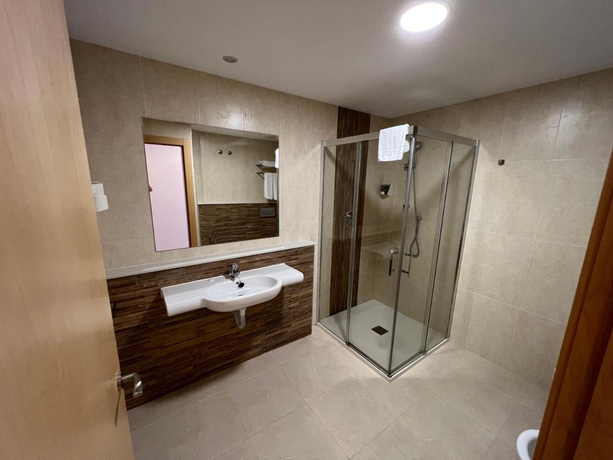 בניטאצ'ל Apartamentos Flamingo Hills מראה חיצוני תמונה